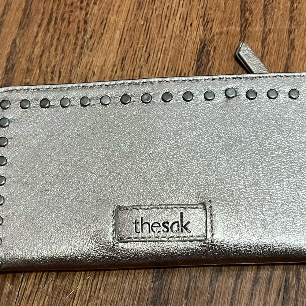 Bronze leather wallet